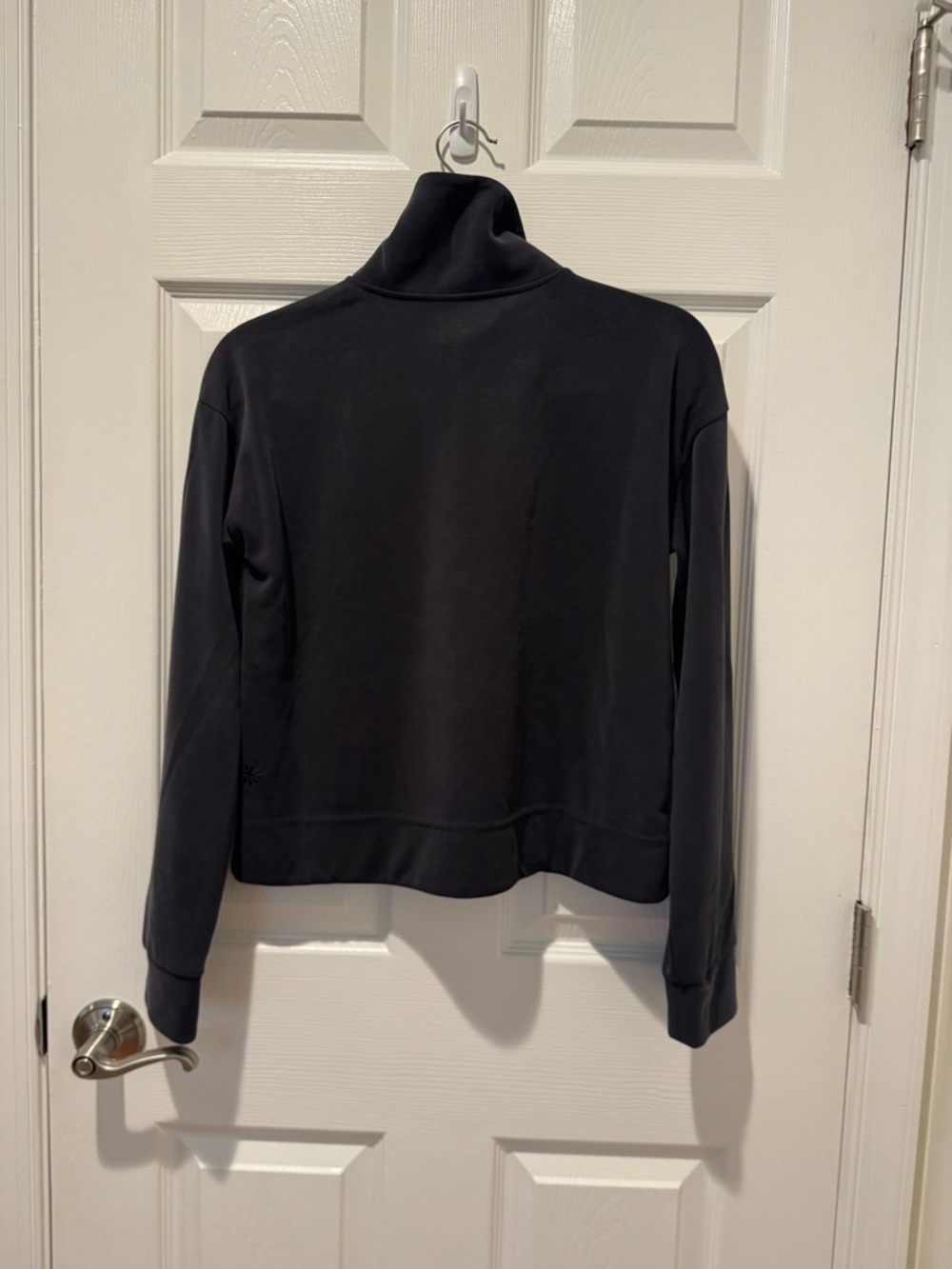Athleta Seasoft 1/4 zip top with matching mid-rise jogger. Top xs, bot. S petite - Picture 3 of 7